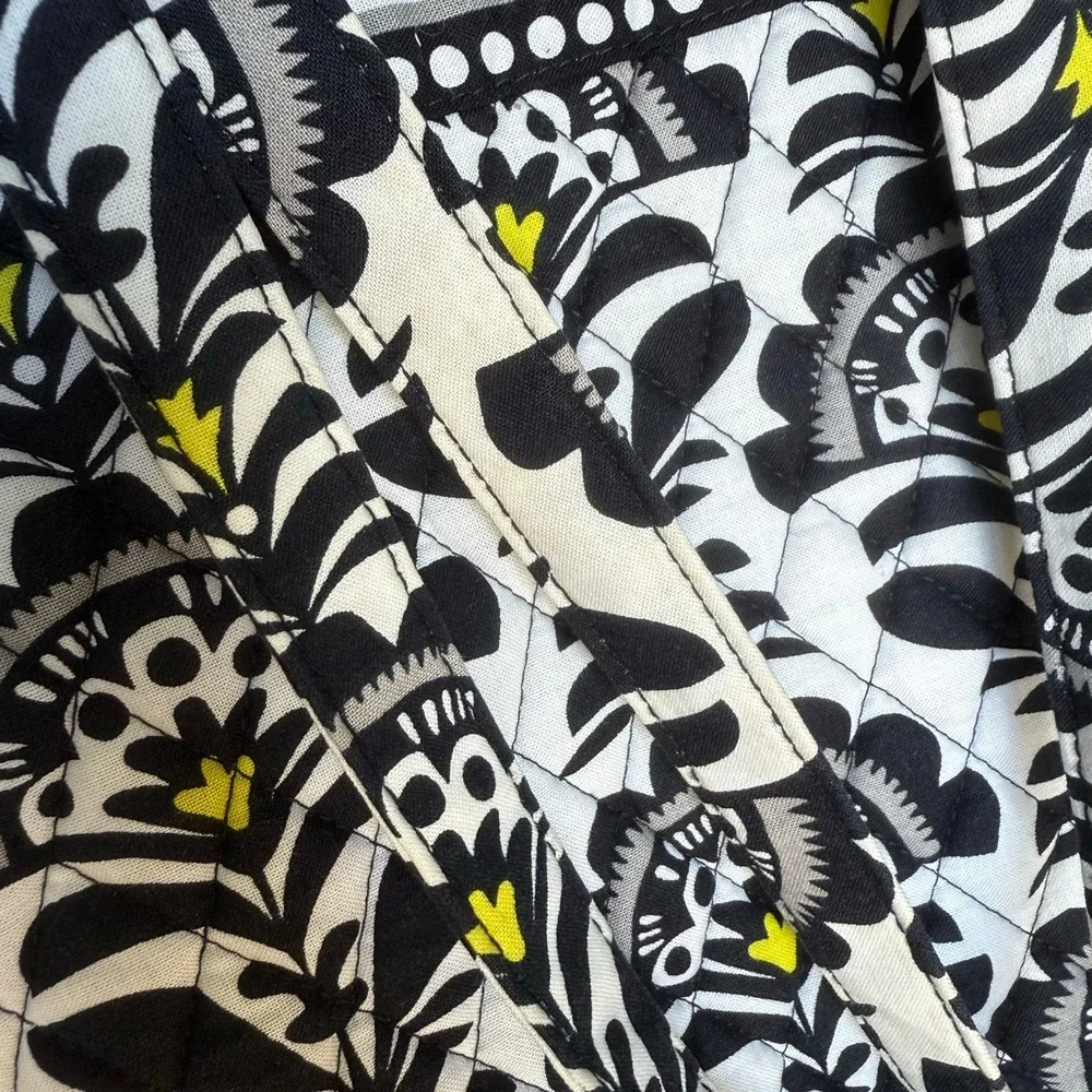 Vera‎ Bradley Tote and Wristlet Set Women Large Black White Floral Nightingale